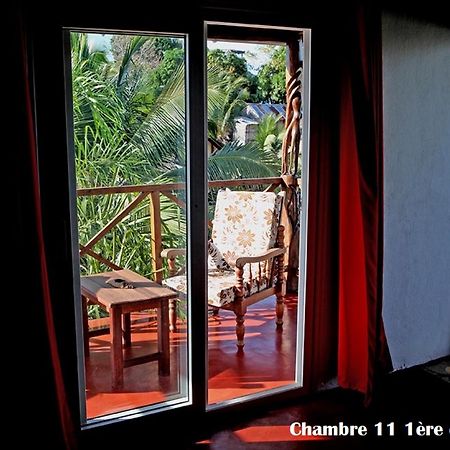 Chez Yolande Hotel Ampangorinana Kültér fotó