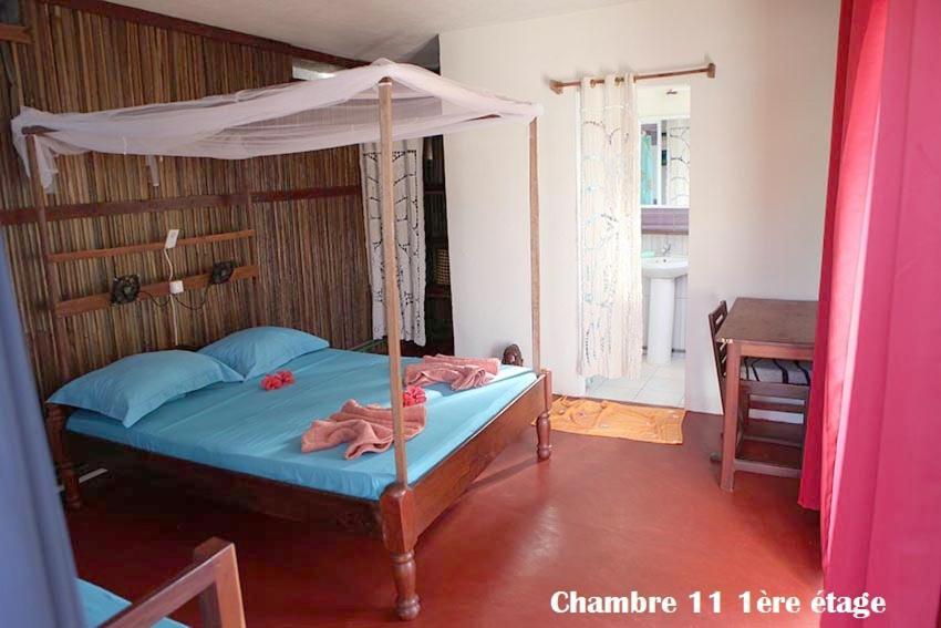 Chez Yolande Hotel Ampangorinana Kültér fotó