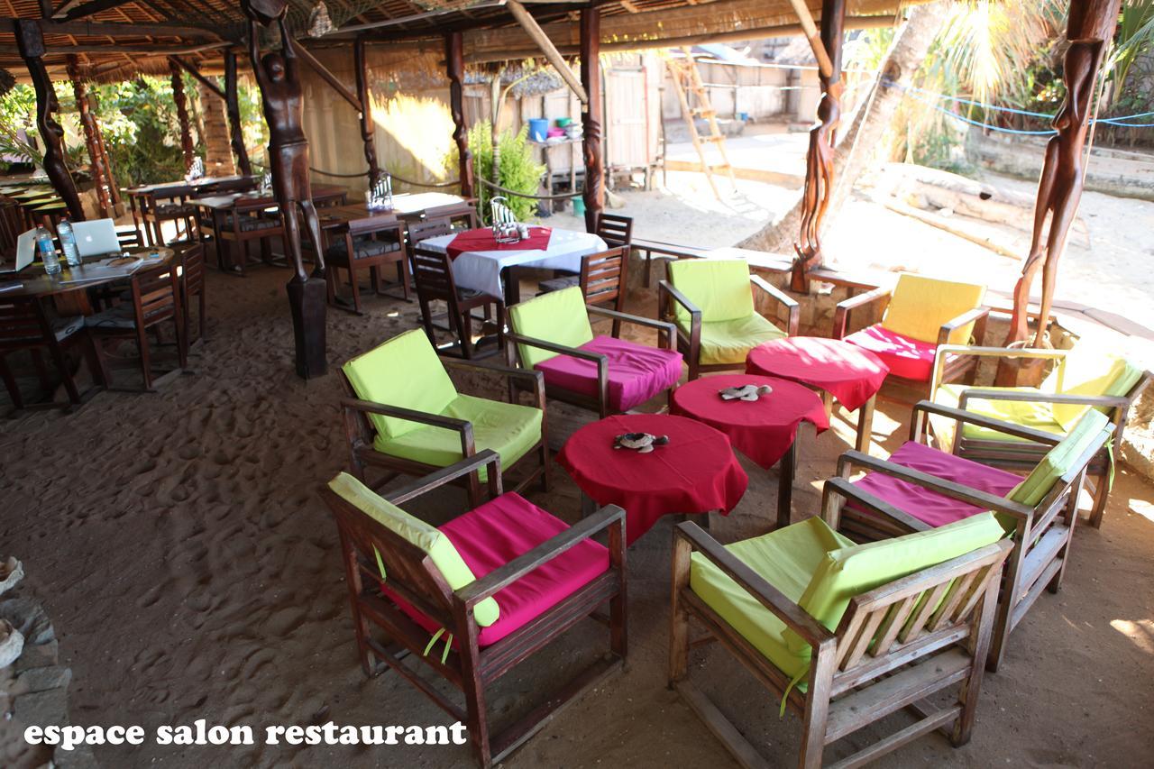 Chez Yolande Hotel Ampangorinana Kültér fotó